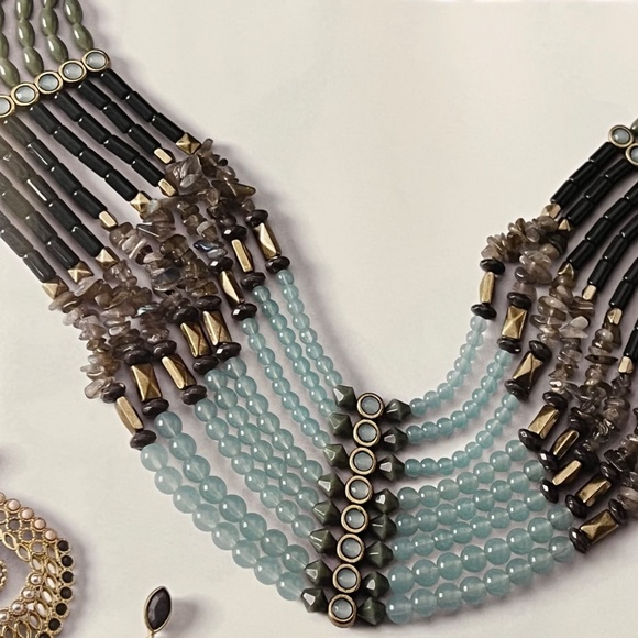 Lia Sophia Goddess Necklace - Picture 3 of 10